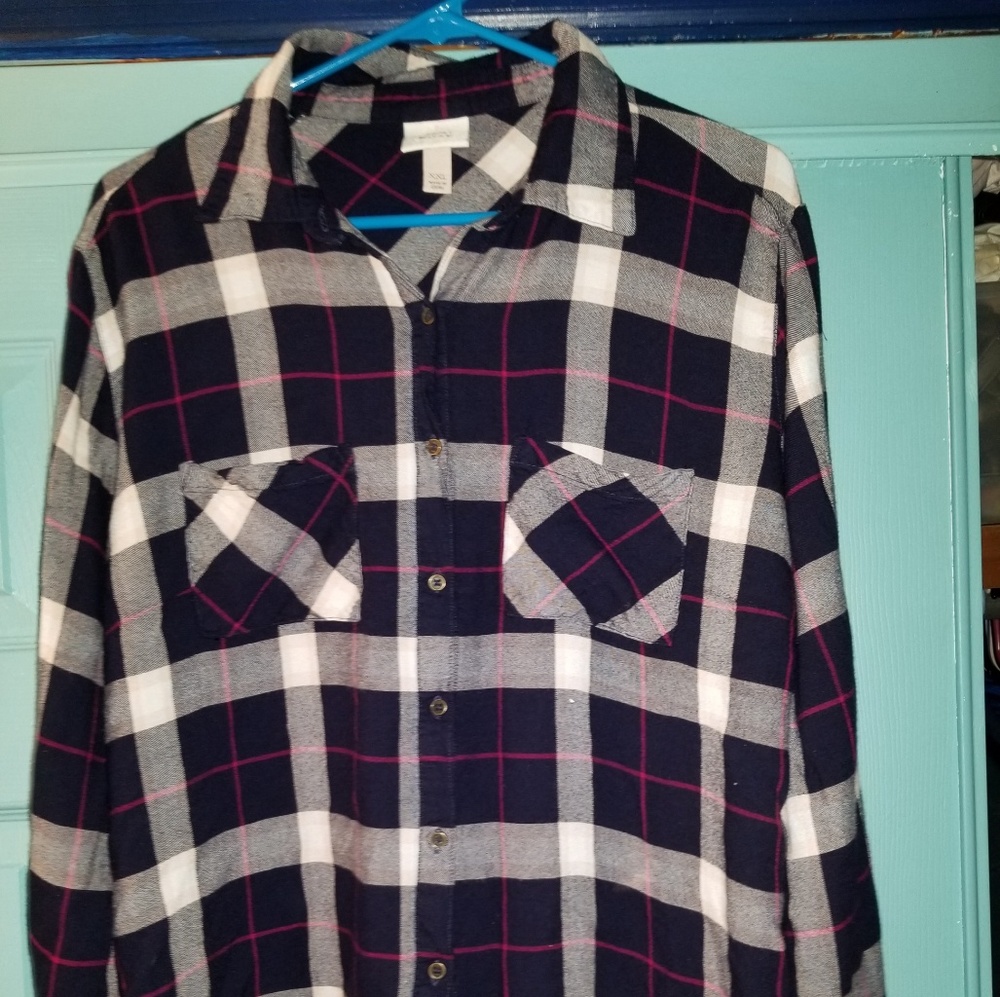 Women's XXL blouse..navy blue back..